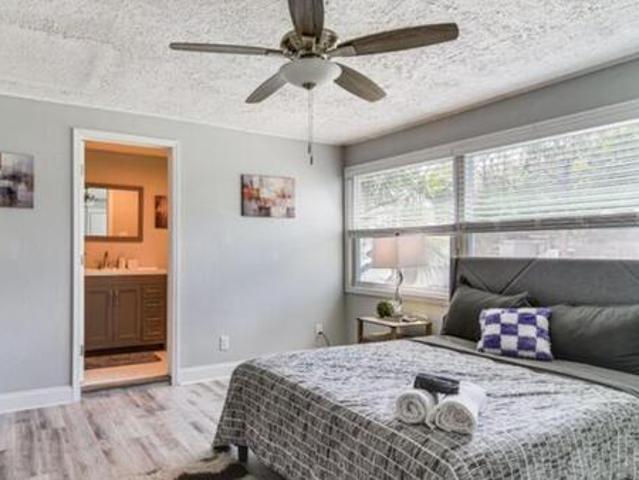 Room for rent in Tampa, Florida