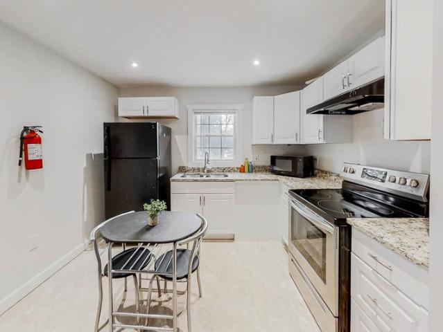 Room for rent in College Park, Georgia