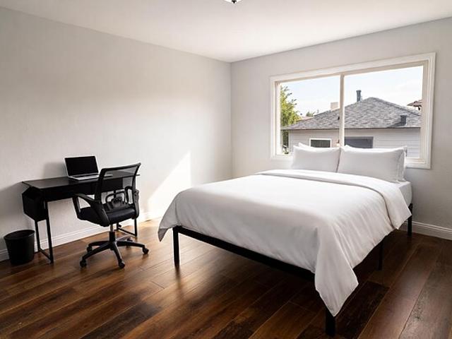 Room for rent in Westmont, Canoga Park