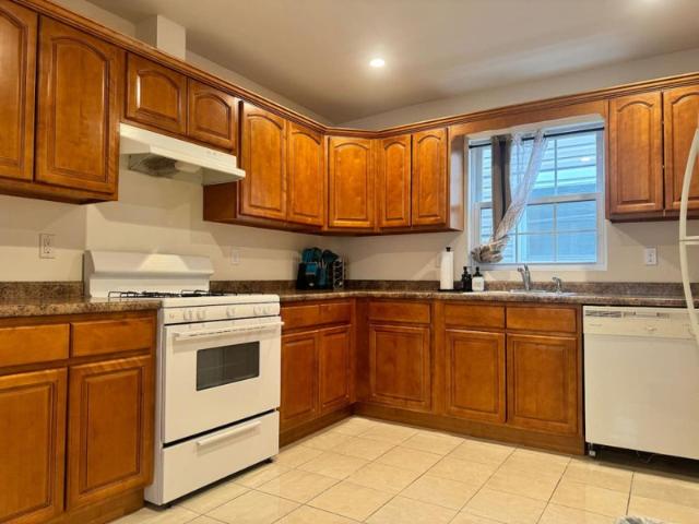 Room for rent in Newark, New Jersey