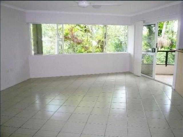 Apartment for rent in Edge Hill, Cairns