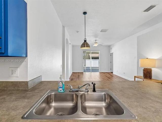 Room for rent in Tampa, Florida