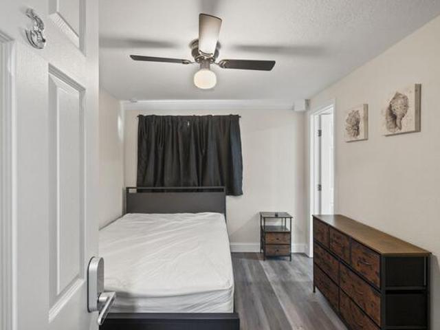 Room for rent in Florida
