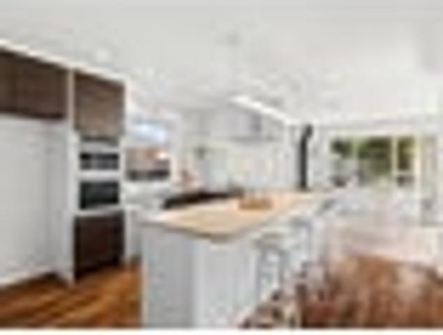 House for sale in Chaslands, Canterbury