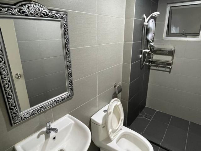 Room for rent in Country Heights Damansara, Kuala Lumpur