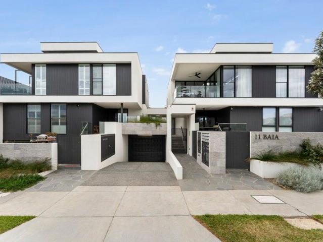 Townhouse for sale in Camerons Creek, Victoria