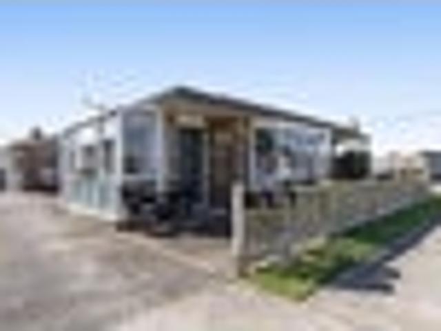 Apartment for sale in Hillsborough, Taranaki