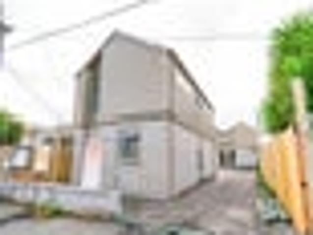 Townhouse for sale in Heathcote, Canterbury