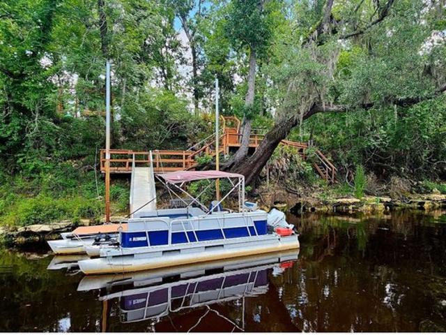 Land for sale in Suwannee, Florida