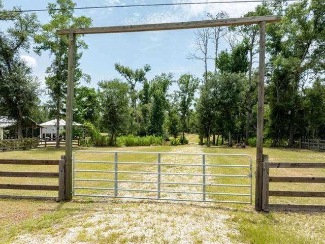 Land for sale in Suwannee, Florida