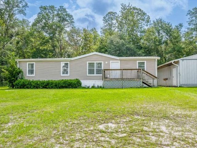 House for sale in Suwannee, Florida