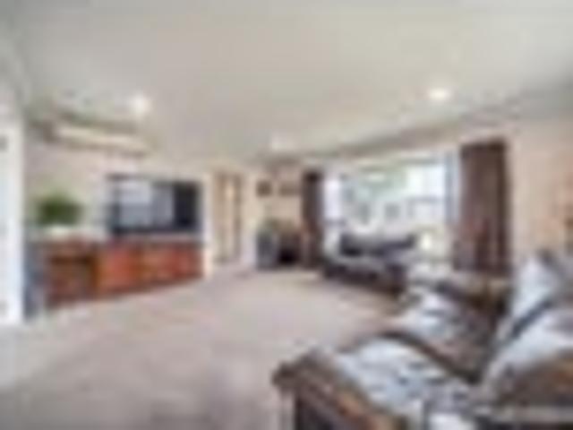 House for sale in Days Bay, Wellington
