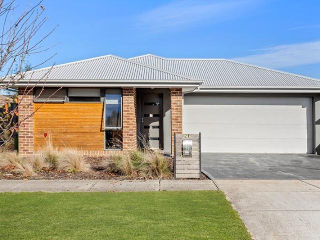 House for rent in Cardinia Village Estate, Melbourne