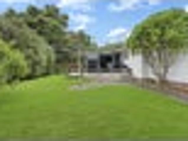 House for sale in Avondale