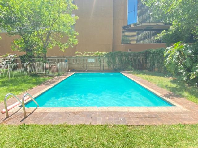 Apartment for rent in Cottesloe, Johannesburg