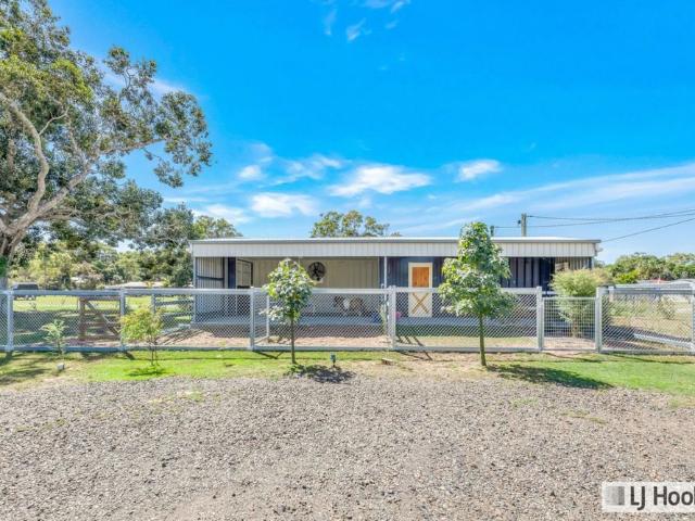 House for rent in Moore Park Beach, Queensland