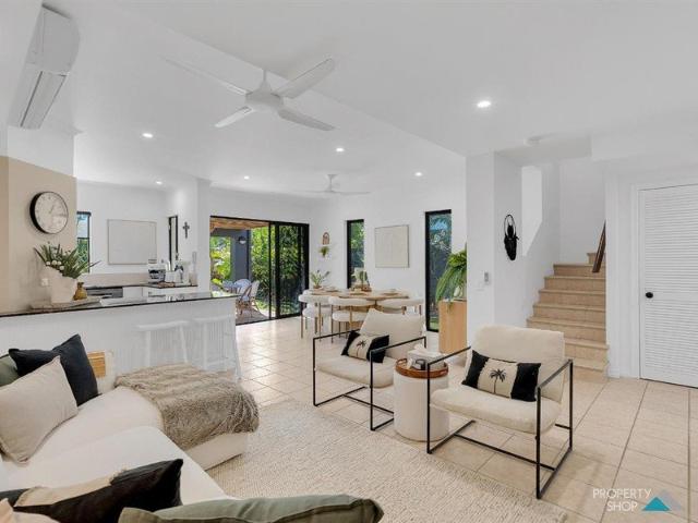 Townhouse for sale in Kewarra Beach, Queensland