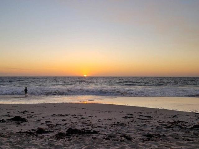 Cottage for sale in Mindarie, Western Australia