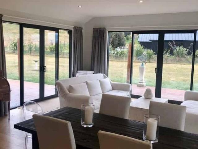 House for rent in Otakou