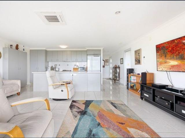 House for rent in River Heads
