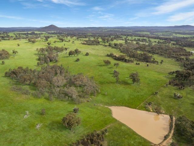 Cottage for sale in Broadford, Shire of Mitchell