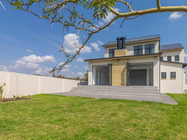 House for rent in Lone Hill, Randburg