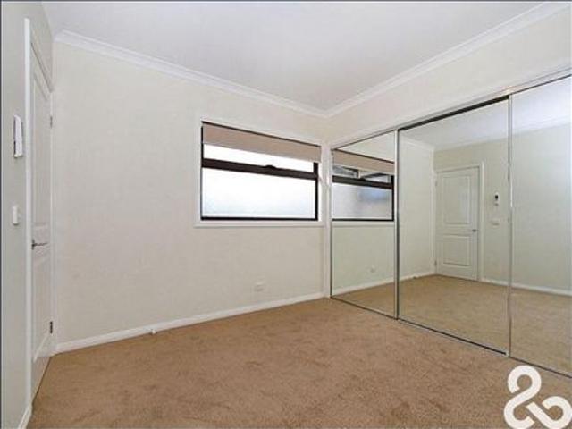 Townhouse for rent in Camerons Creek, Victoria