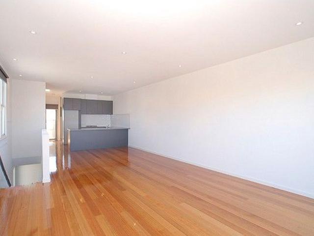 Apartment for rent in Kensington, Melbourne