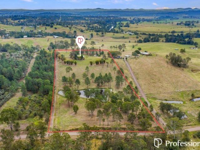 House for sale in Lagoon Pocket, Queensland