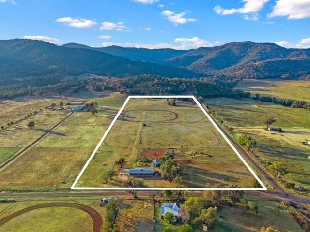 Cottage for sale in Kootingal, Tamworth Regional Council