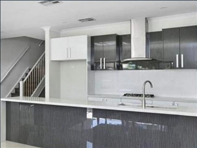 Townhouse for rent in Horseshoe Creek, South Australia