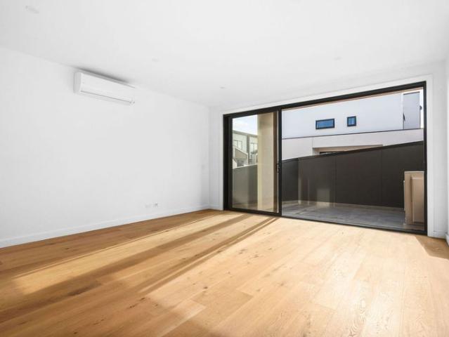 Townhouse for rent in Camerons Creek, Victoria