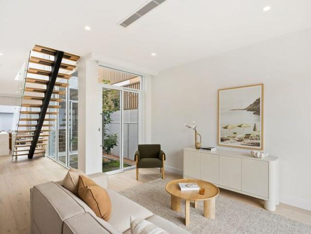 House for rent in Wollongong West, New South Wales
