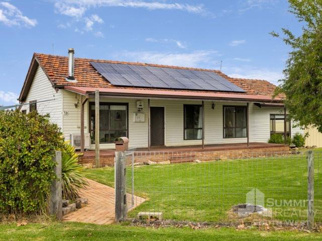 House for sale in Harvey, Western Australia