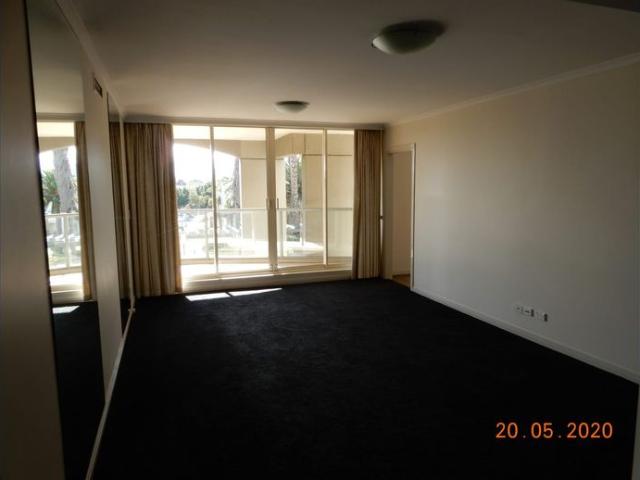 Apartment for rent in Beacon Cove, Melbourne