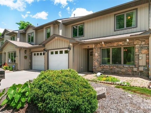 House for sale in Clyde