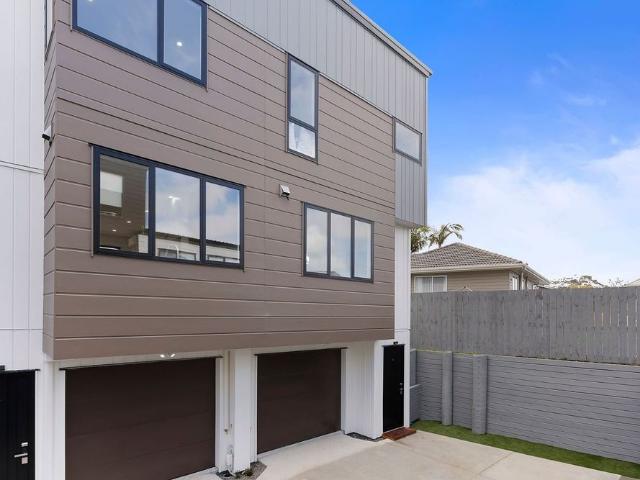 House for rent in Westgate, Henderson-Massey