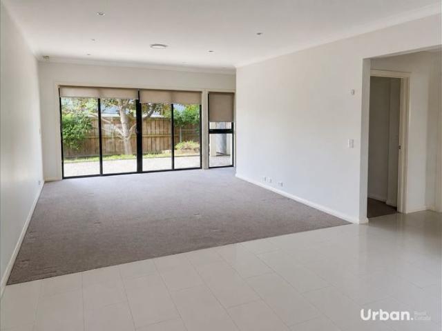 Townhouse for rent in Sydney, New South Wales