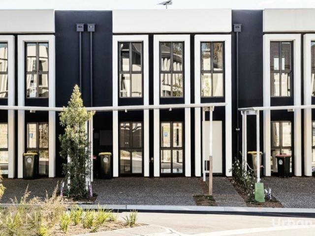 Townhouse for rent in Sydney, New South Wales