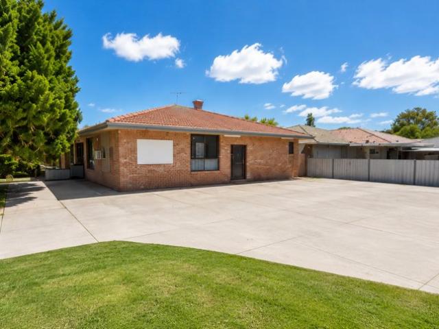 House for sale in Cooloongup, Western Australia