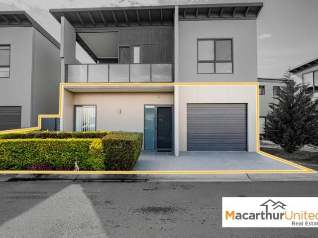 Villa for sale in Sydney, New South Wales