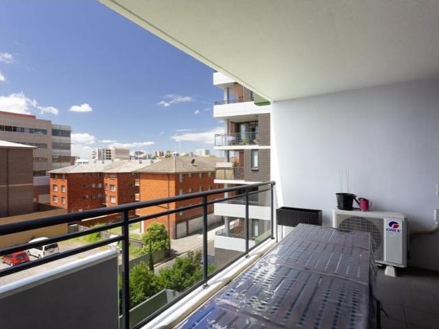 Apartment for rent in Sydney, Liverpool City Council
