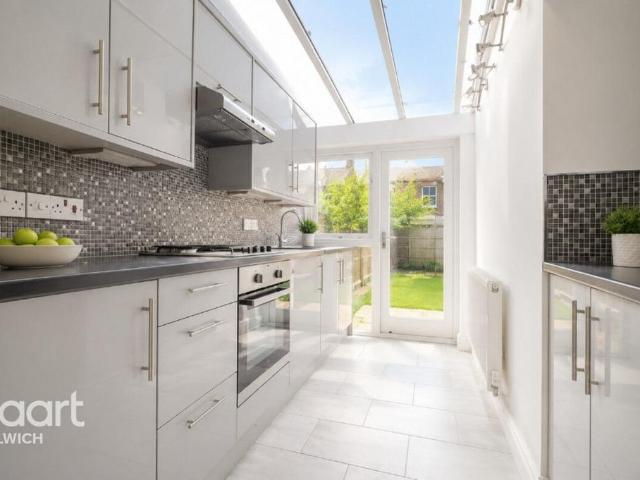 House for rent in Walworth, Greater London
