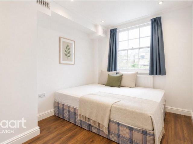 House for rent in Walworth, Greater London