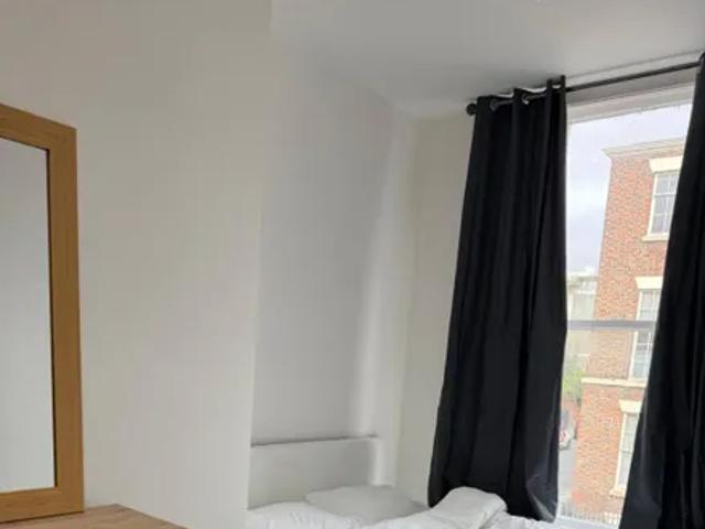 Apartment for rent in Ropewalks, Calderstones