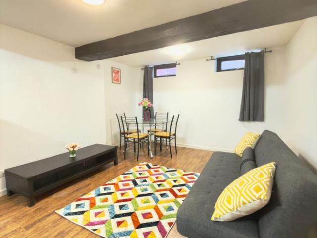 Apartment for rent in Ropewalks, Calderstones