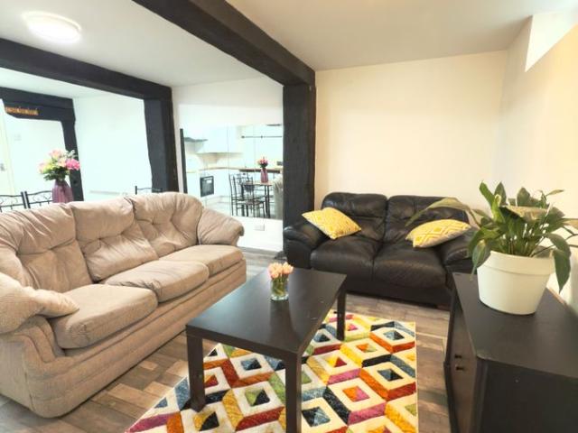 Apartment for rent in Ropewalks, Calderstones