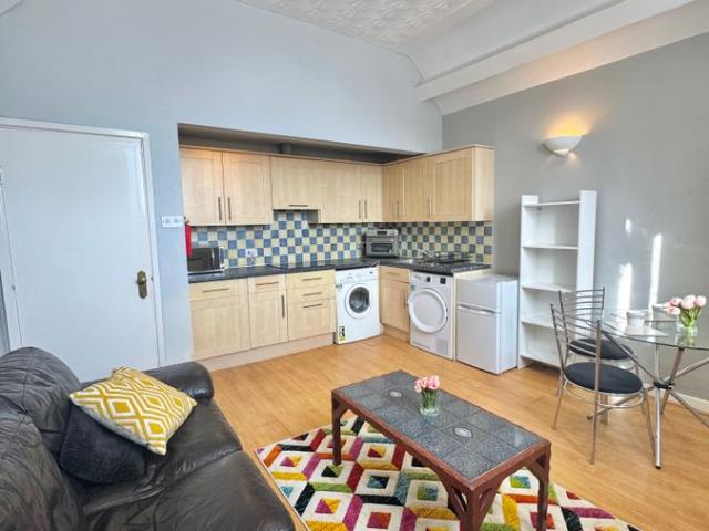 Apartment for rent in Ropewalks, Calderstones