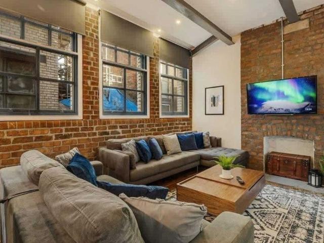Apartment for rent in Calderstones