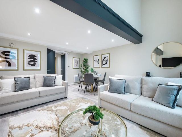 Apartment for rent in Calderstones